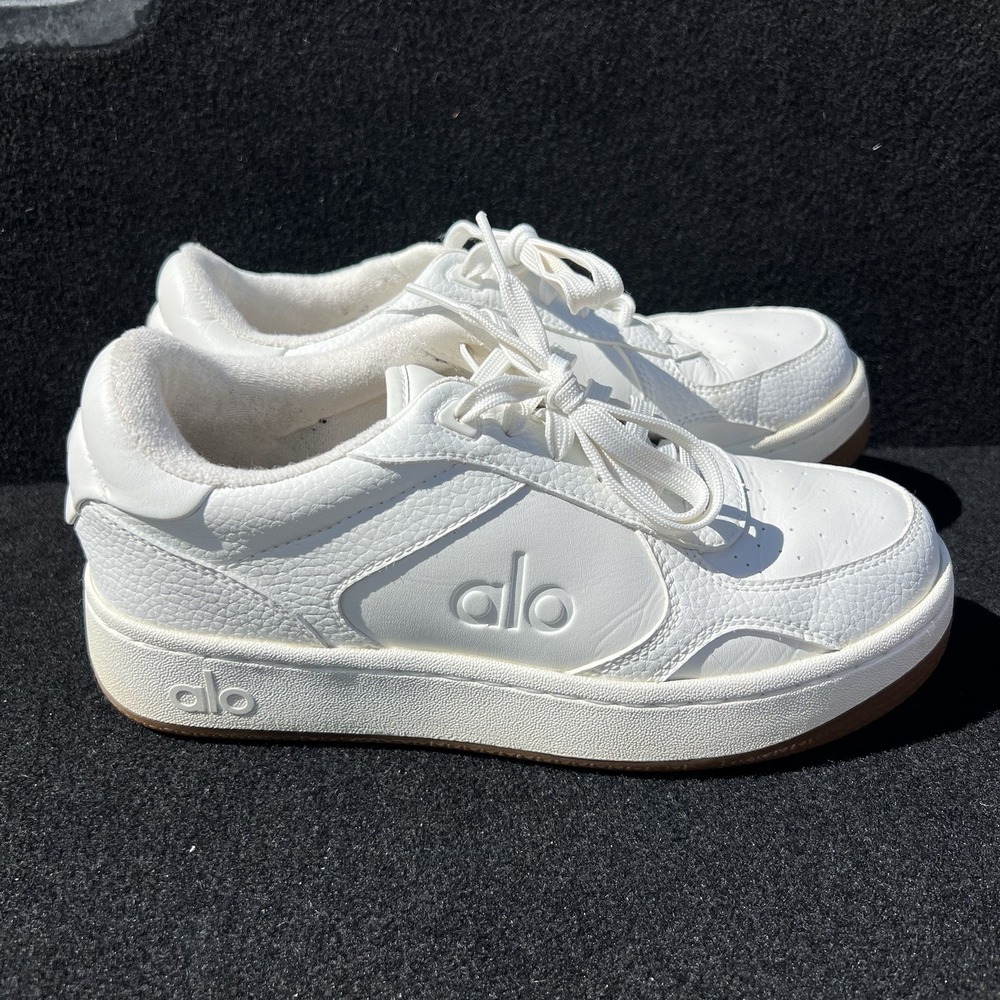 Alo Shoes Womens 7 White Cream Tan Leather Low Top Casual Comfort Sneaker A0685U